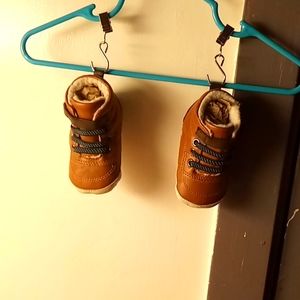 🧸🥾🤎🧡 Old Navy 0-3 Mon. Boot styled Booties/Shoes